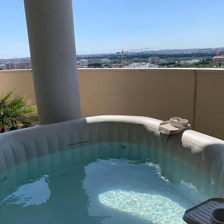 Elegant Panoramic With Jacuzzi Ρώμη